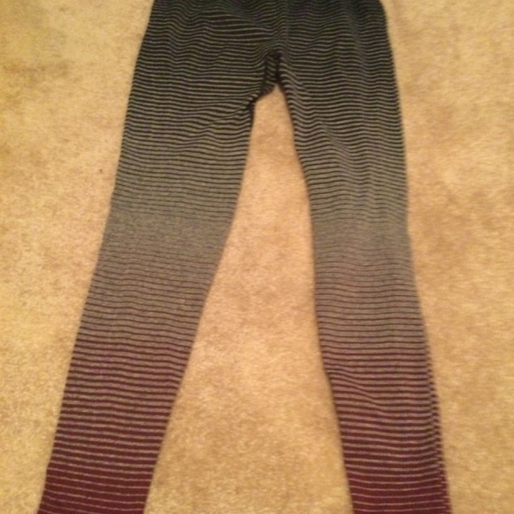 Marika Seamless Dip Dye Leggings - Picture 2 of 4